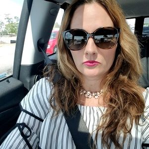 Meet your Posher, Tracy